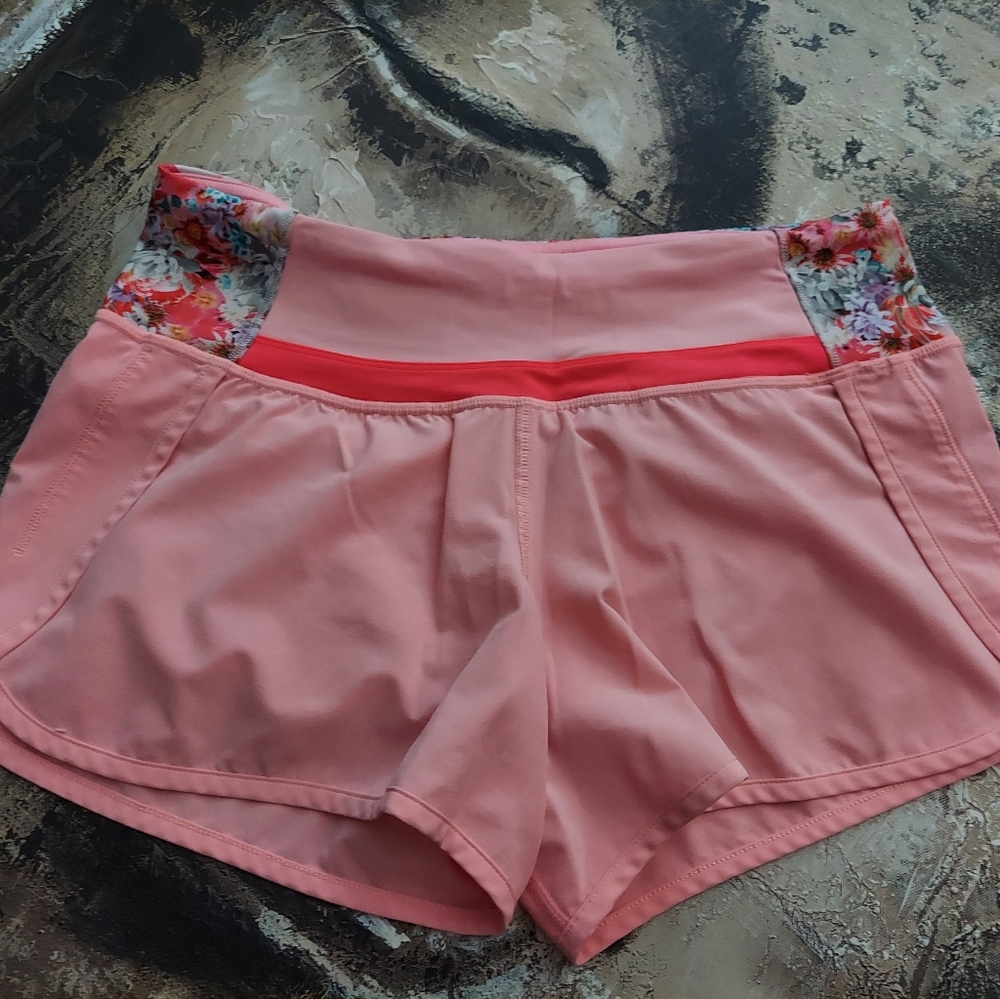 Lululemon speed up shorts